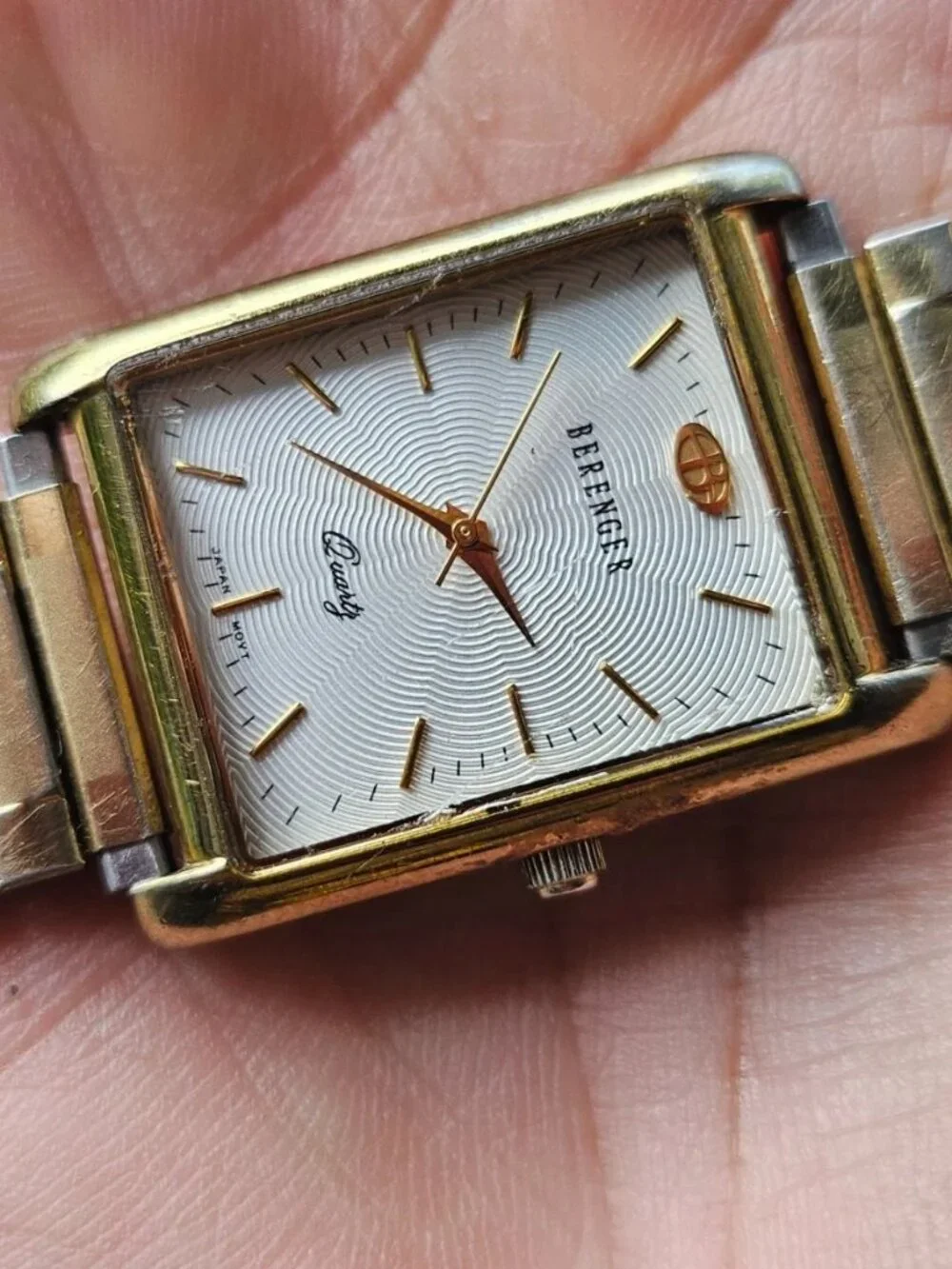 Vintage Berenger Men Wristwatch Gold Tone Metal Band Analog Quartz Wrist Watch